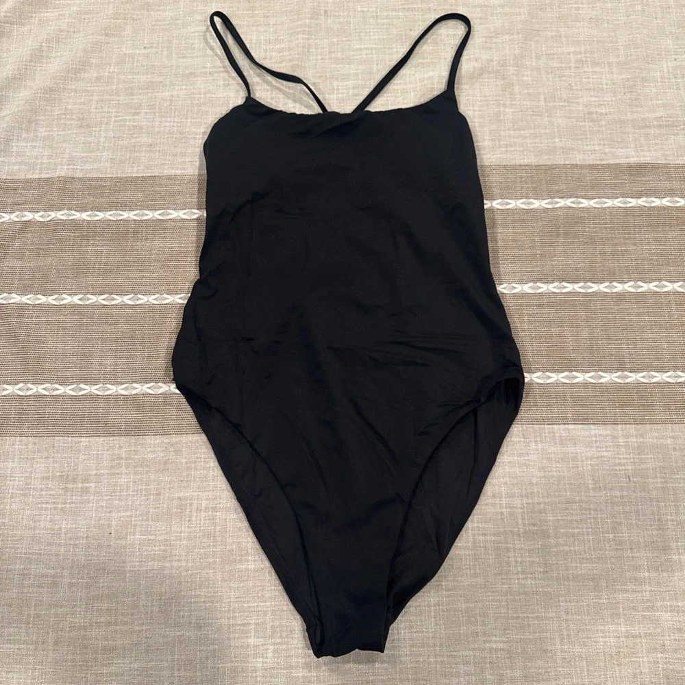 ANDIE “The Fiji” Women’s Black Strappy Back One-Piece Swimsuit - Picture 3 of 5